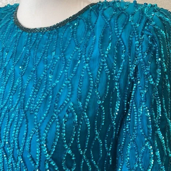 VINTAGE TEAL SEQUIN SPARKLY SHIFT DRESS.‎ Size 6 - Picture 2 of 10